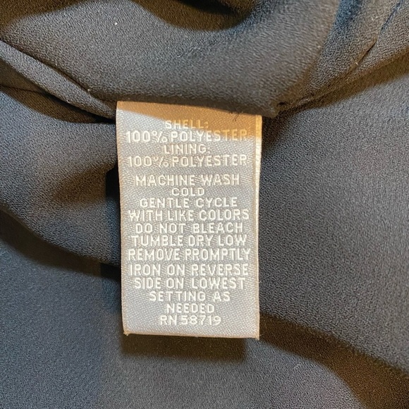 Valerie Stevens Sleeveless Top with Hi-Lo Hem Floral Pattern Size Small‎ - Picture 11 of 11